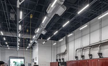 LED Batten Lighting သည် စက်မှုဇုန်တွင် အဘယ်ကြောင့် ခေတ်စားနေသနည်း။